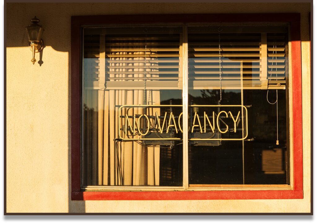 No Vacancy, 2015, Califórnia, EUA